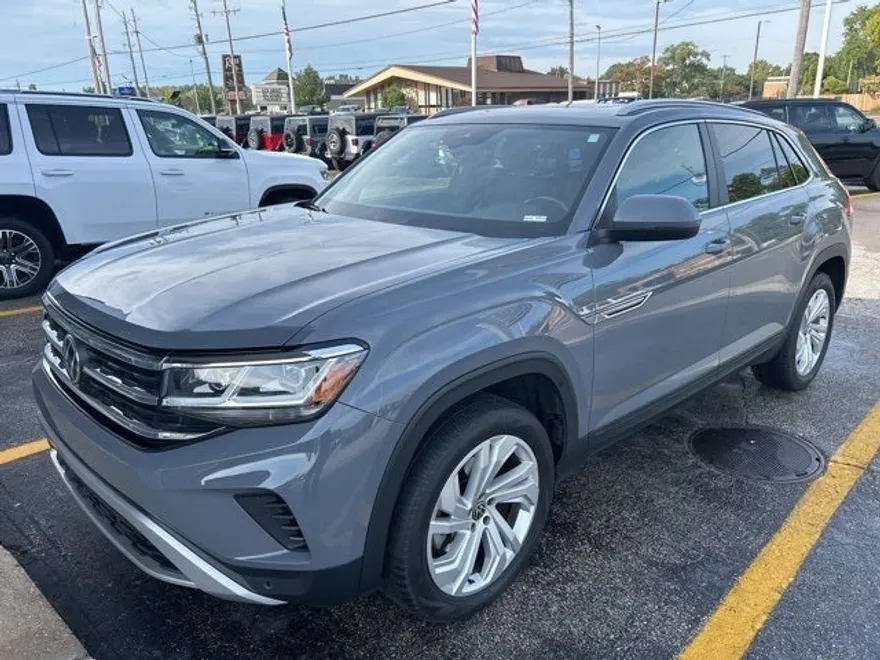 2020 Volkswagen Atlas Cross Sport V6 SEL photo 1