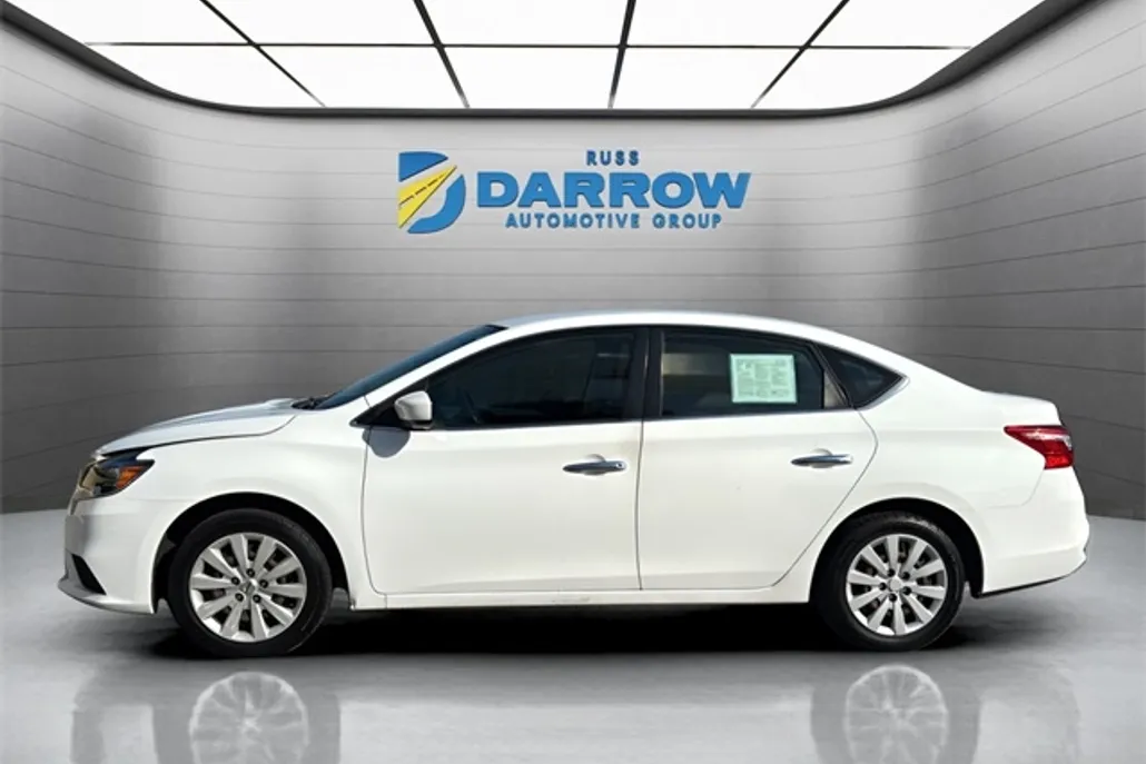 2018 Nissan Sentra S photo 1
