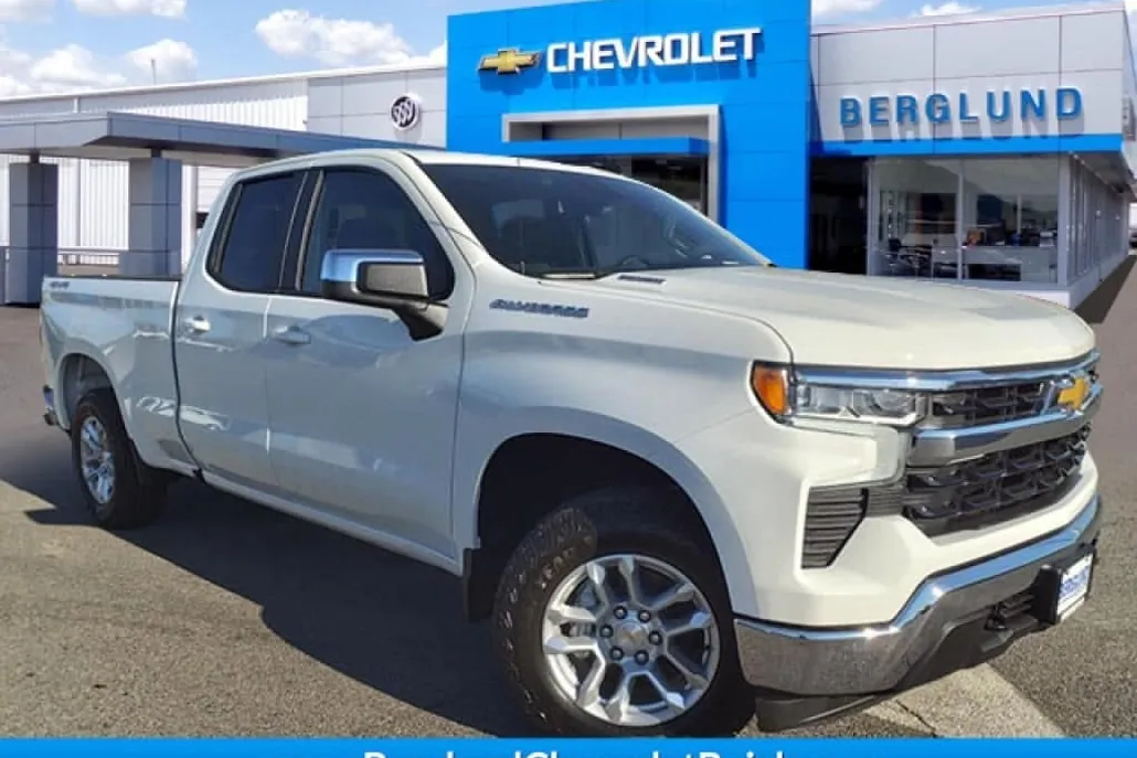 2025 Chevrolet Silverado 1500 LT photo 1