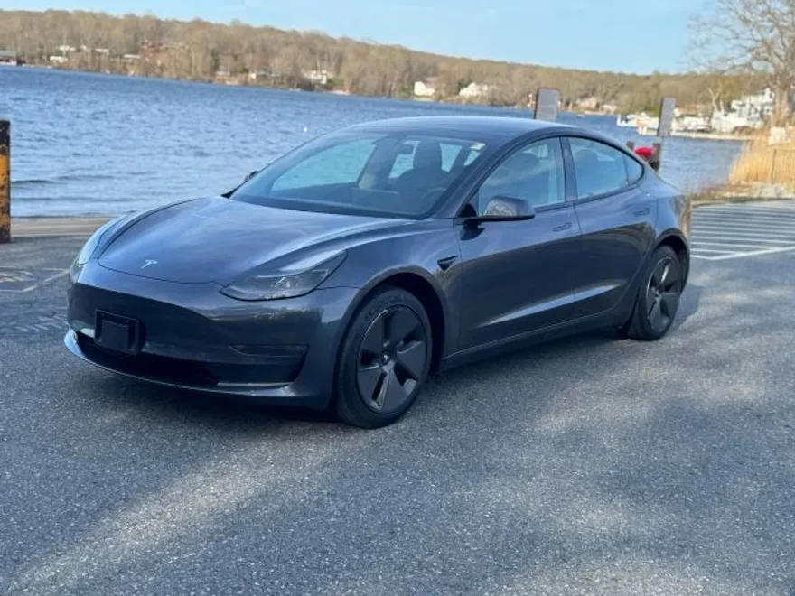 2021 Tesla Model 3 Long Range photo 1