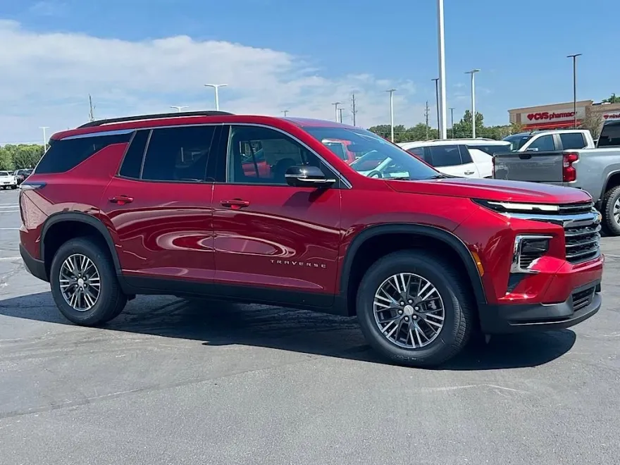 2026 Chevrolet Traverse photo 1