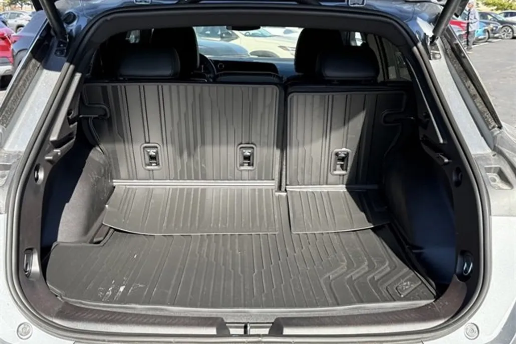 2026 Chevrolet Equinox EV 1LT photo 1