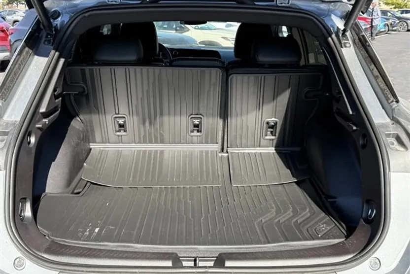 2026 Chevrolet Equinox EV 1LT photo 1