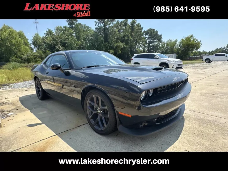 2023 Dodge Challenger R/T photo 1