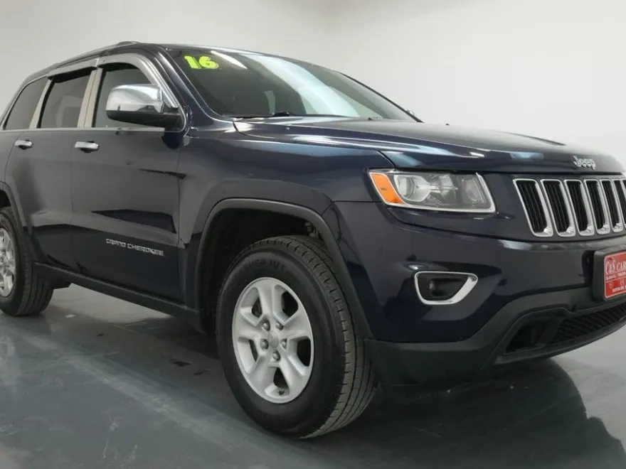 2016 Jeep Grand Cherokee Laredo photo 1
