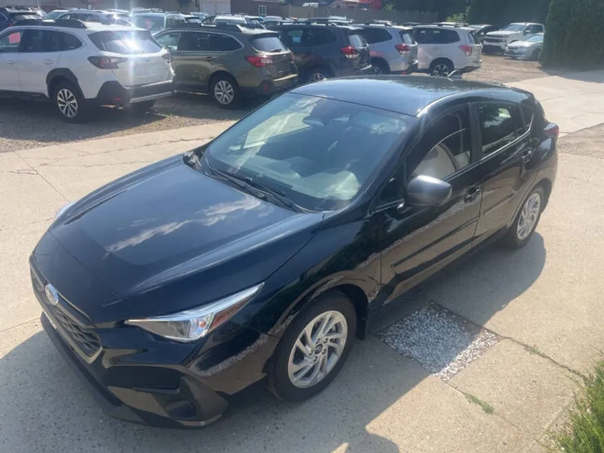 2024 Subaru Impreza Base photo 1