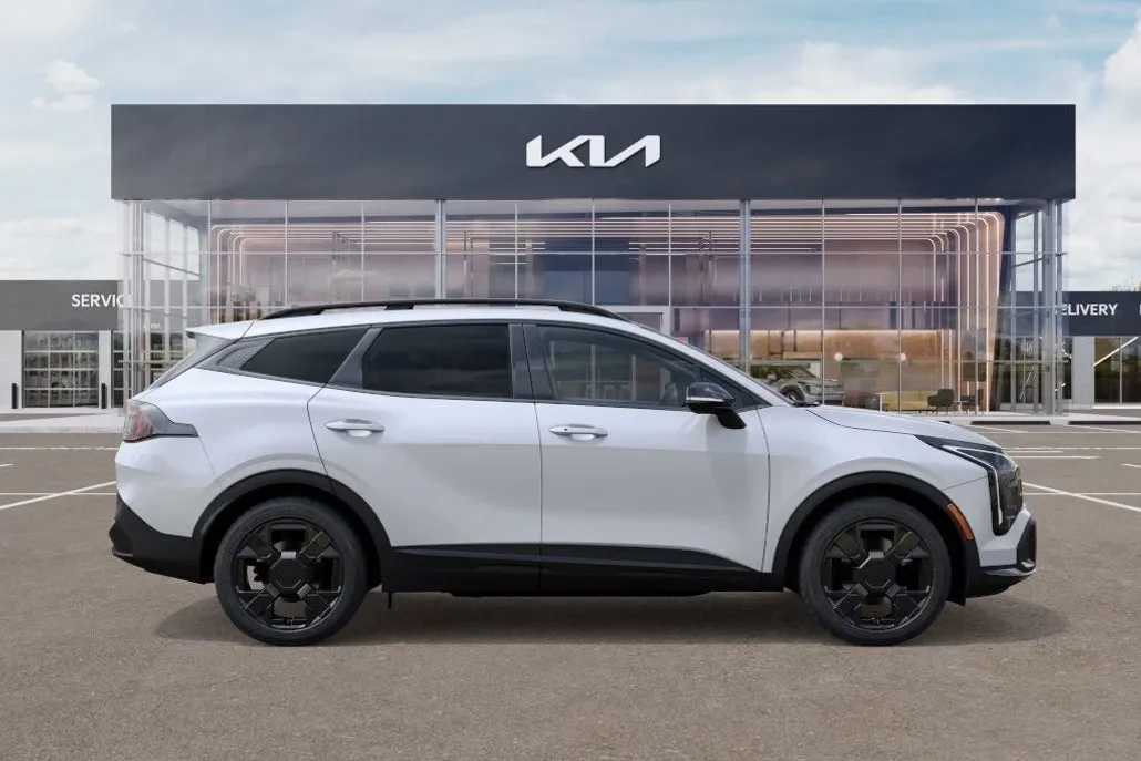 2026 Kia Sportage X-Line photo 1