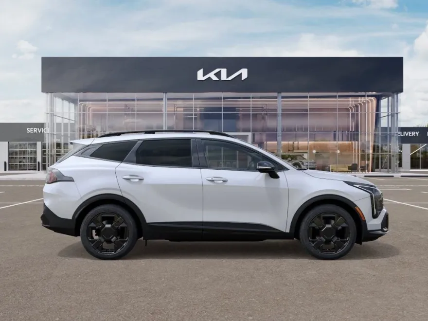 2026 Kia Sportage X-Line photo 1