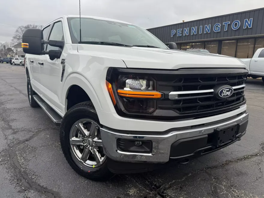 2024 Ford F-150 XLT photo 1