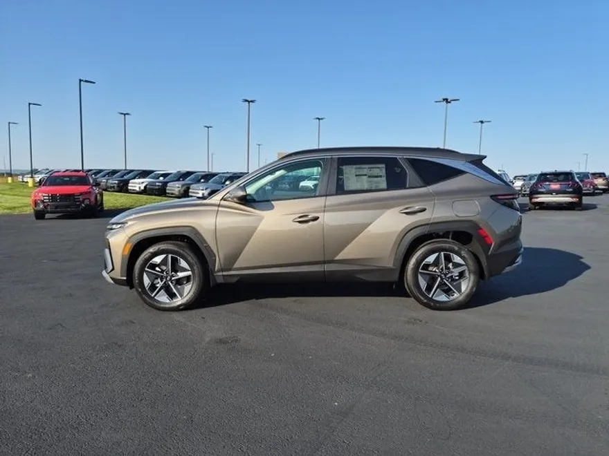 2025 Hyundai Tucson Hybrid SEL Convenience photo 1