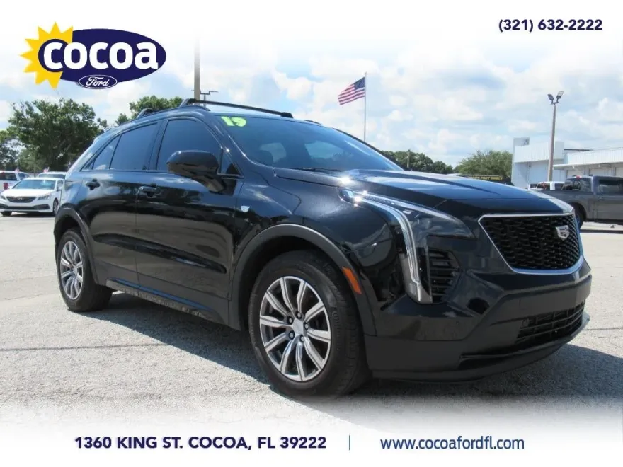 2019 Cadillac XT4 Sport photo 1