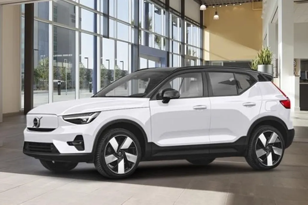 2024 Volvo XC40 Recharge Ultimate photo 1