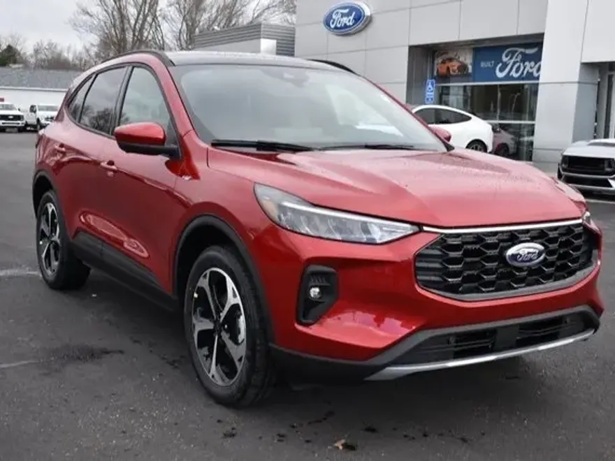 2025 Ford Escape ST-Line Select photo 1