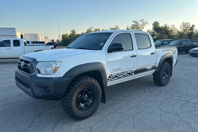 2015 Toyota Tacoma PreRunner photo 1