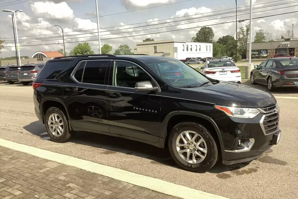 2021 Chevrolet Traverse Cloth photo 1