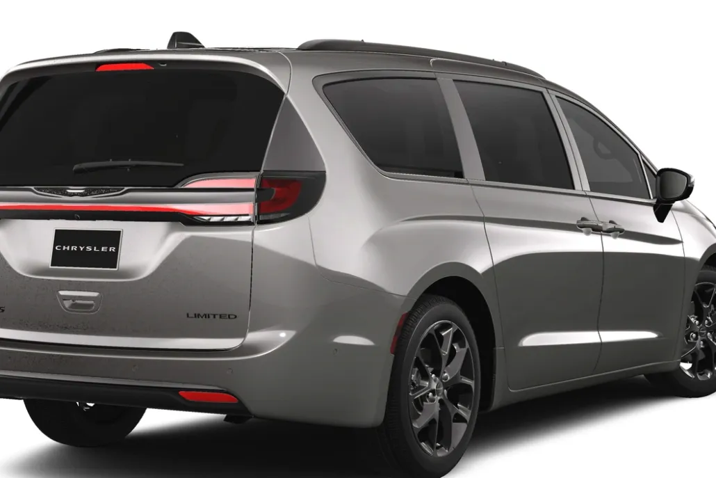 2025 Chrysler Pacifica Limited photo 1