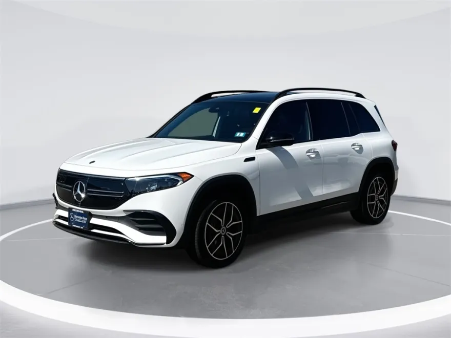 2023 Mercedes Benz EQB 300 4MATIC photo 1