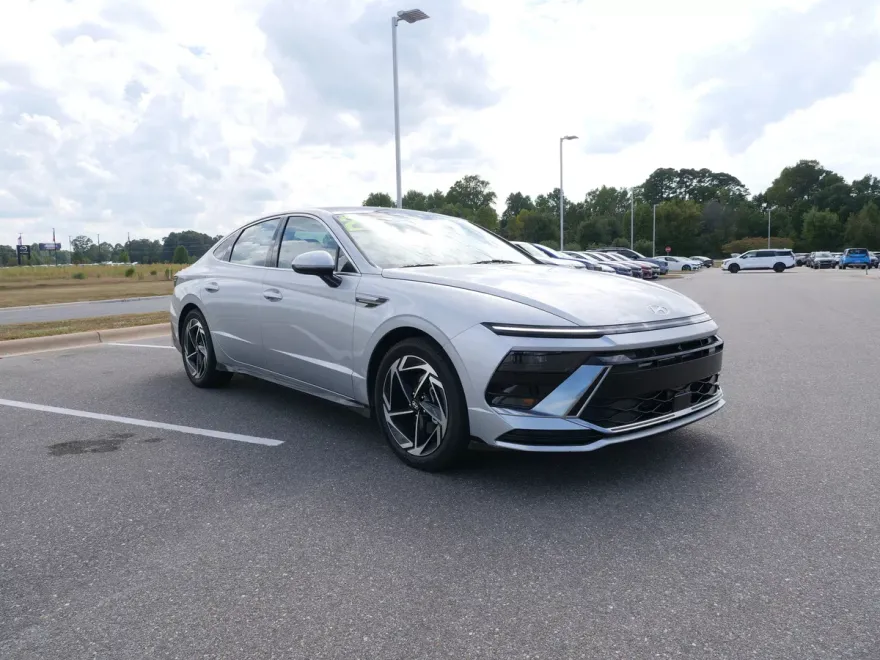 2024 Hyundai Sonata SEL Convenience photo 1