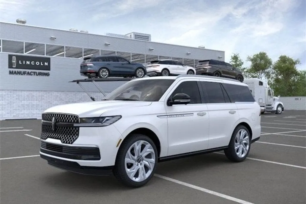 2025 Lincoln Navigator Reserve photo 1