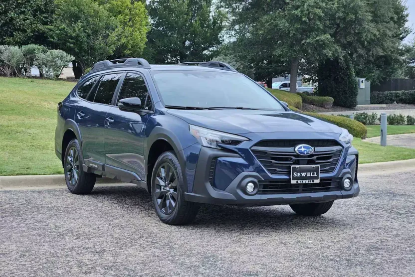 2023 Subaru Outback Onyx Edition photo 1