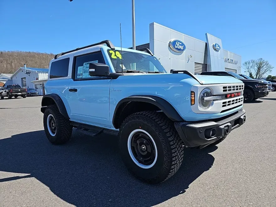 2024 Ford Bronco Heritage Limited First Edition photo 1