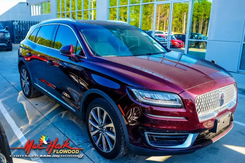 2019 Lincoln Nautilus Select photo 1