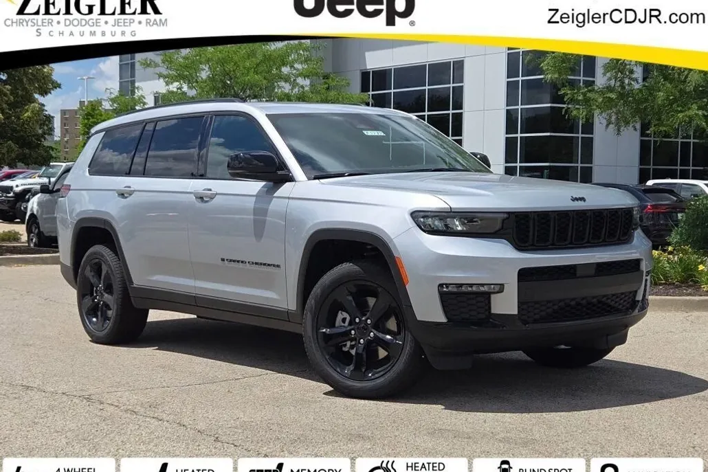 2025 Jeep Grand Cherokee Limited Sport photo 1