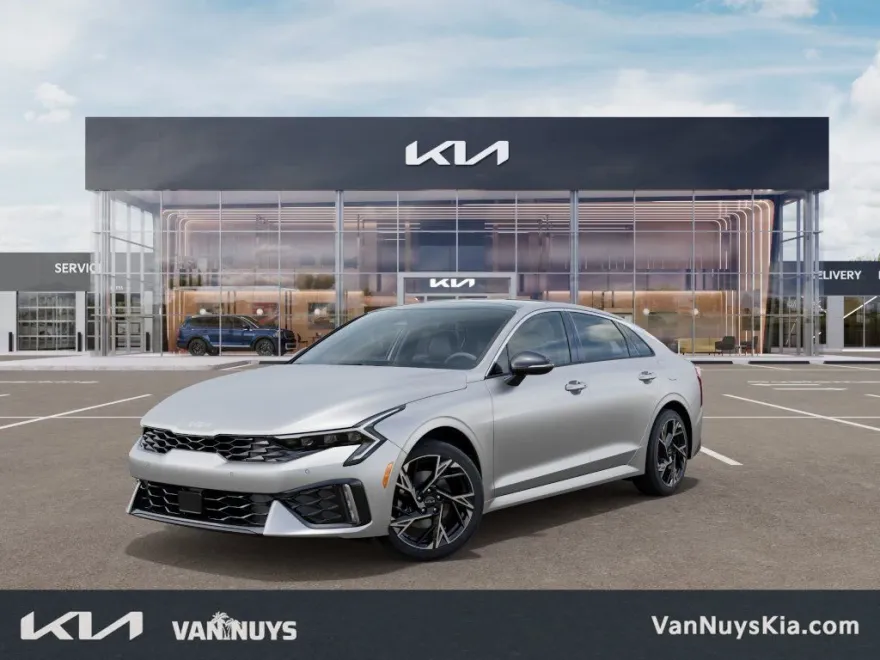 2025 Kia K5 GT-Line photo 1