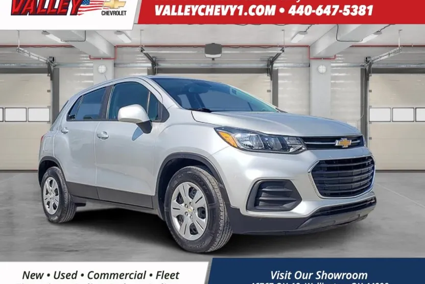2017 Chevrolet Trax LS photo 1