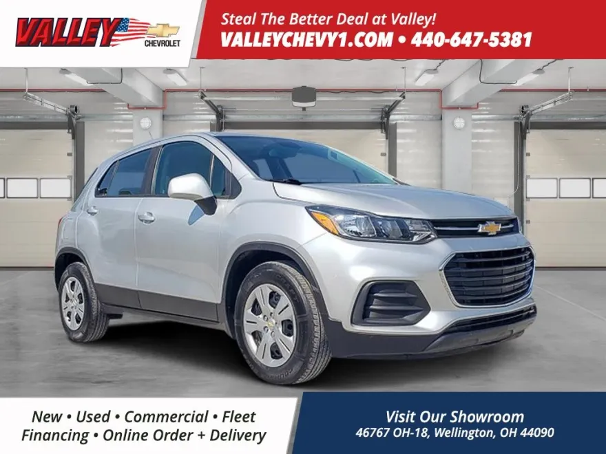 2017 Chevrolet Trax LS photo 1