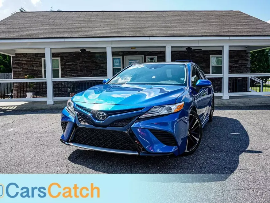 2019 Toyota Camry XSE photo 1