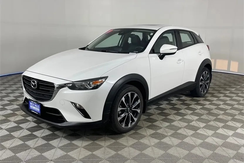 2019 Mazda CX-3 Touring photo 1
