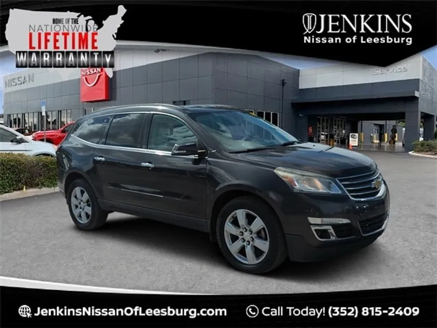 2017 Chevrolet Traverse 1LT photo 1