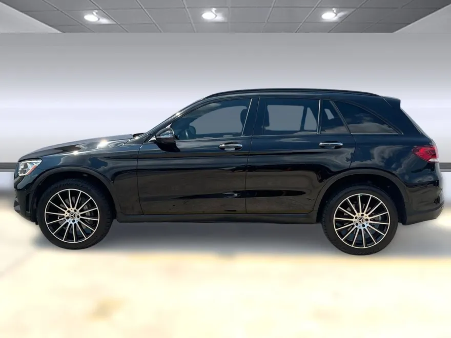2022 Mercedes Benz GLC 300 photo 1