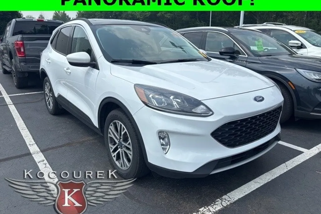 2022 Ford Escape SEL photo 1