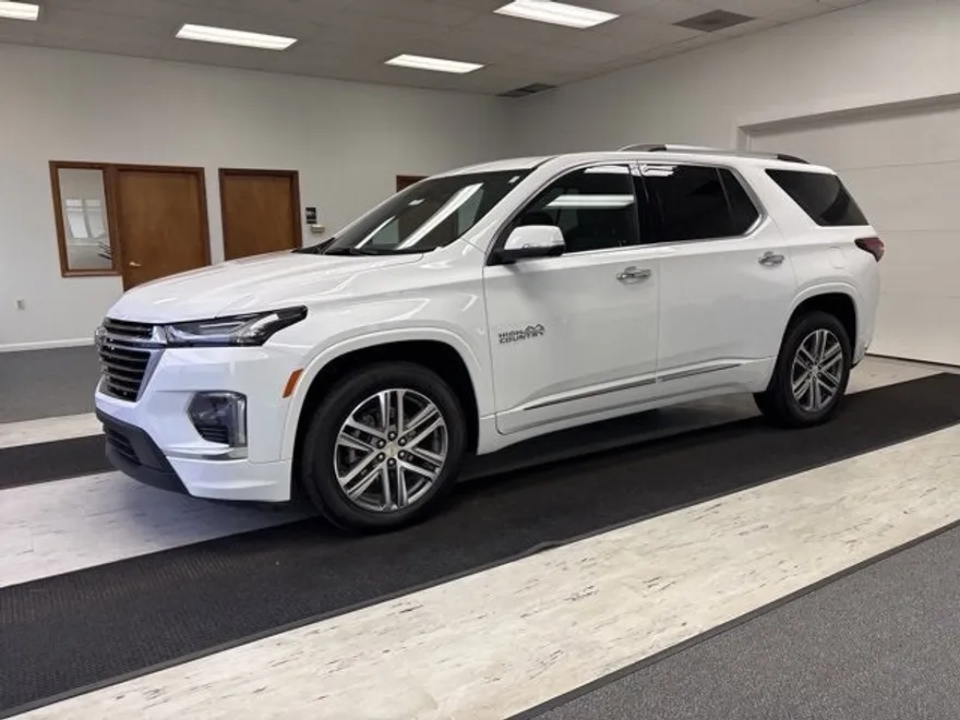2022 Chevrolet Traverse High Country photo 1