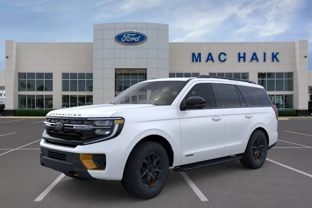 2025 Ford Expedition photo 1