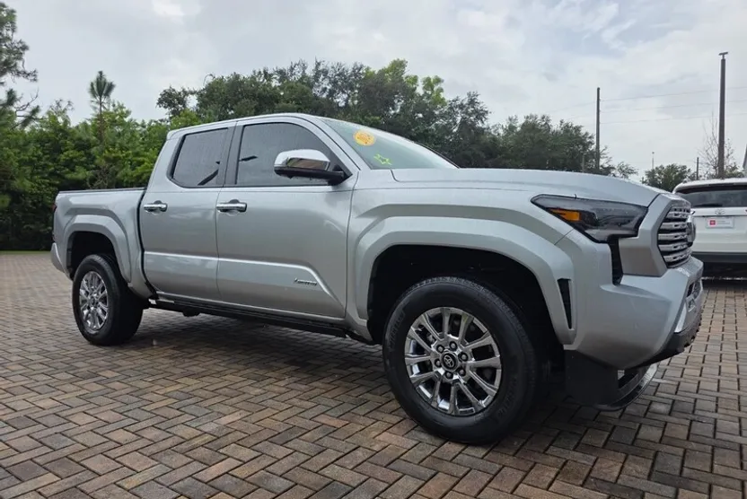 2024 Toyota Tacoma Limited Double Cab photo 1