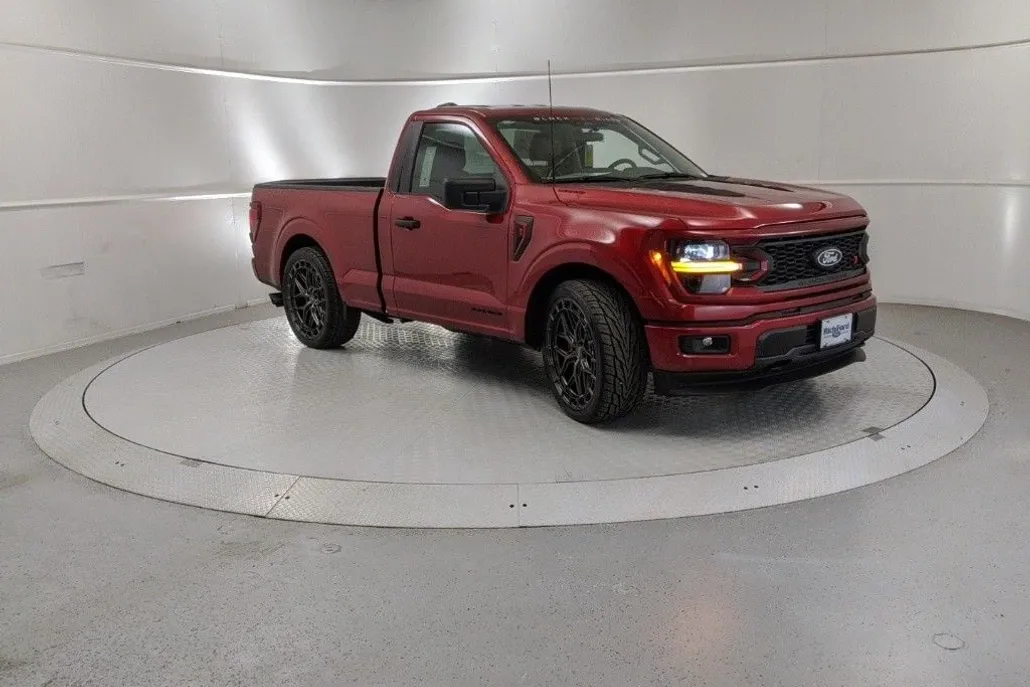 2025 Ford F-150 XL photo 1