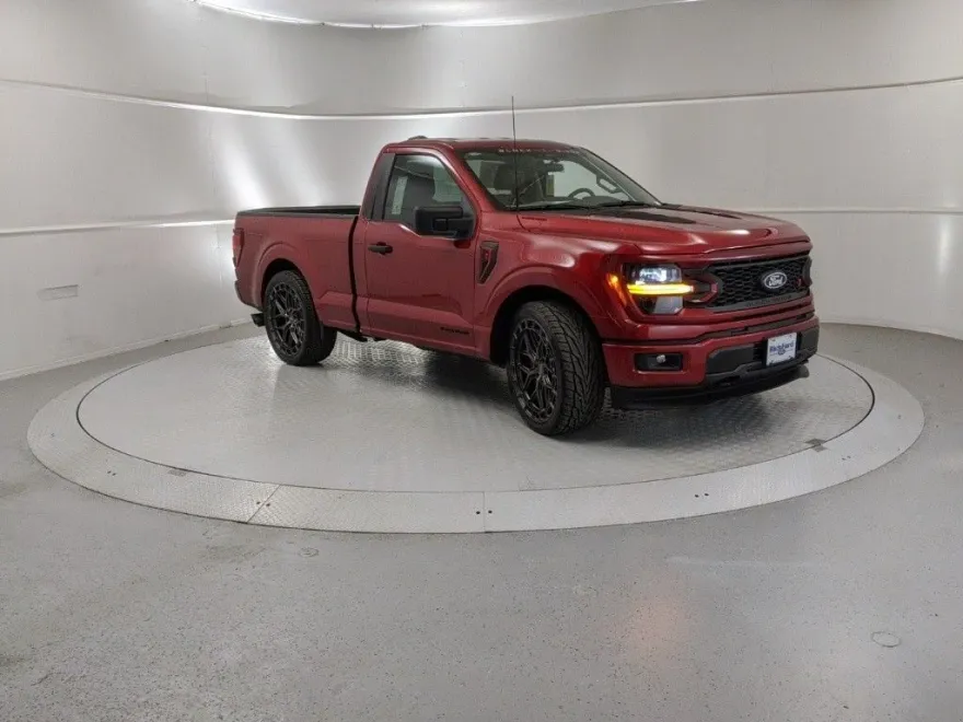 2025 Ford F-150 XL photo 1