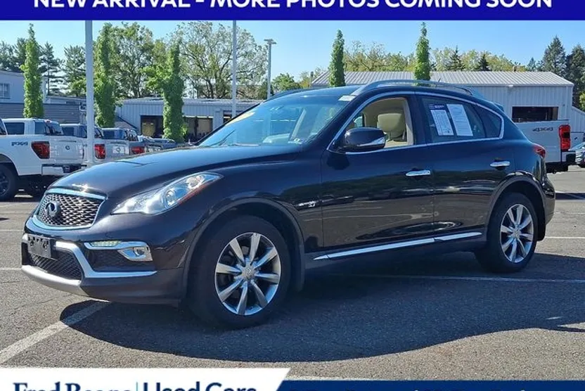 2017 Infiniti QX50 Base photo 1