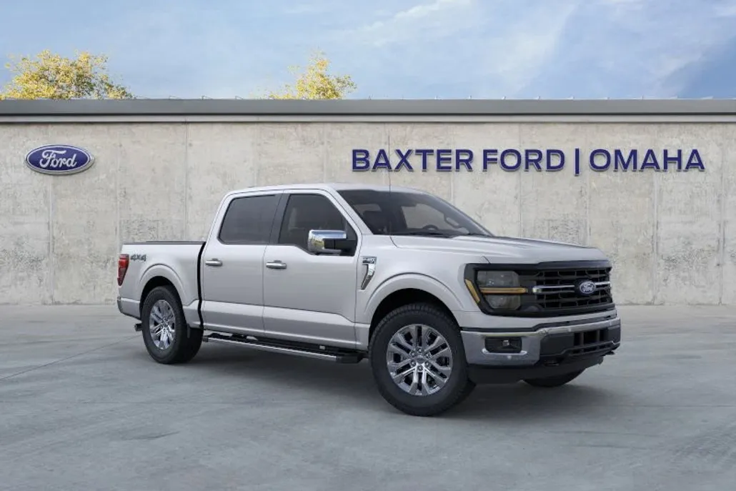 2024 Ford F-150 XLT photo 1