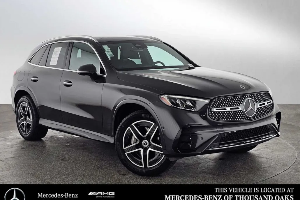 2025 Mercedes Benz GLC 300 photo 1