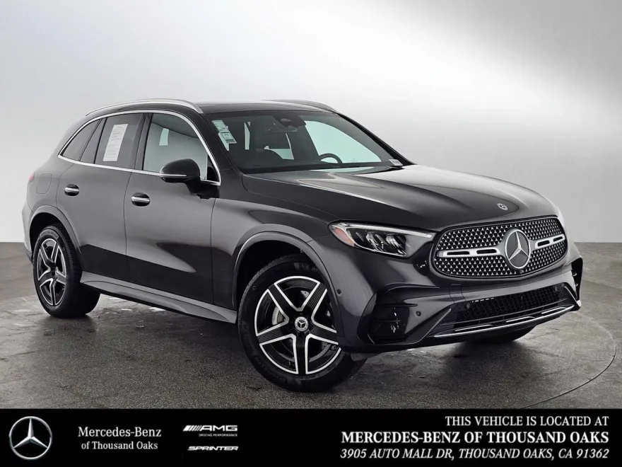 2025 Mercedes Benz GLC 300 photo 1