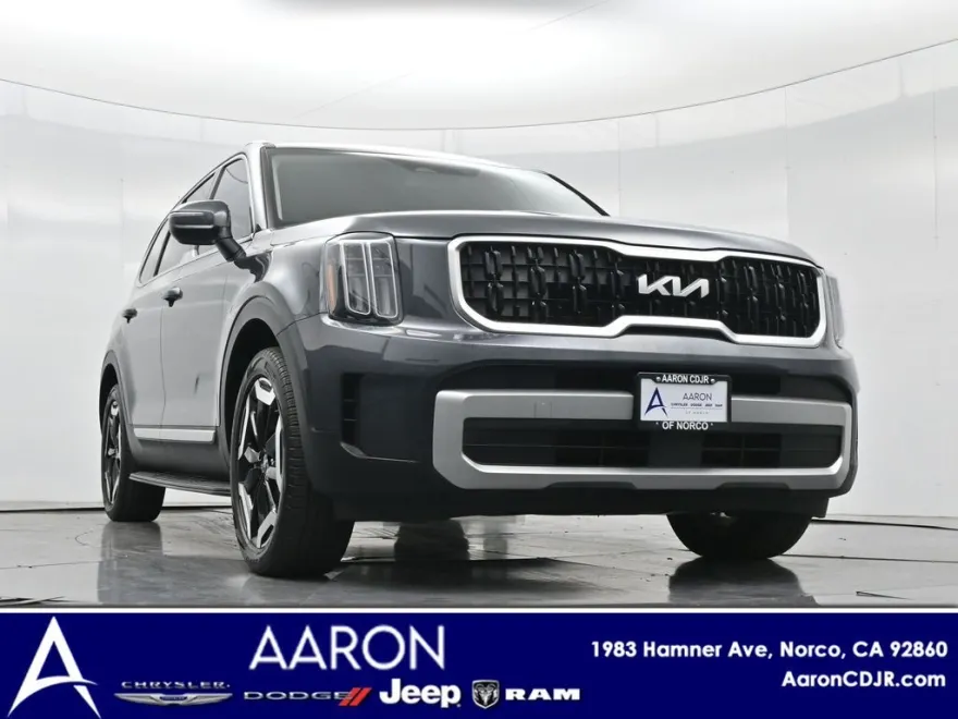 2024 Kia Telluride EX photo 1