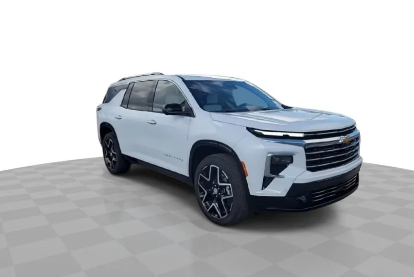 2026 Chevrolet Traverse High Country photo 1