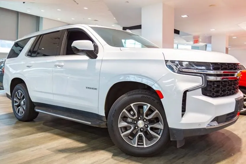 2022 Chevrolet Tahoe LS photo 1