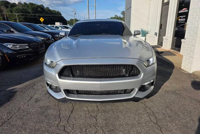 2017 Ford Mustang GT Premium photo 1