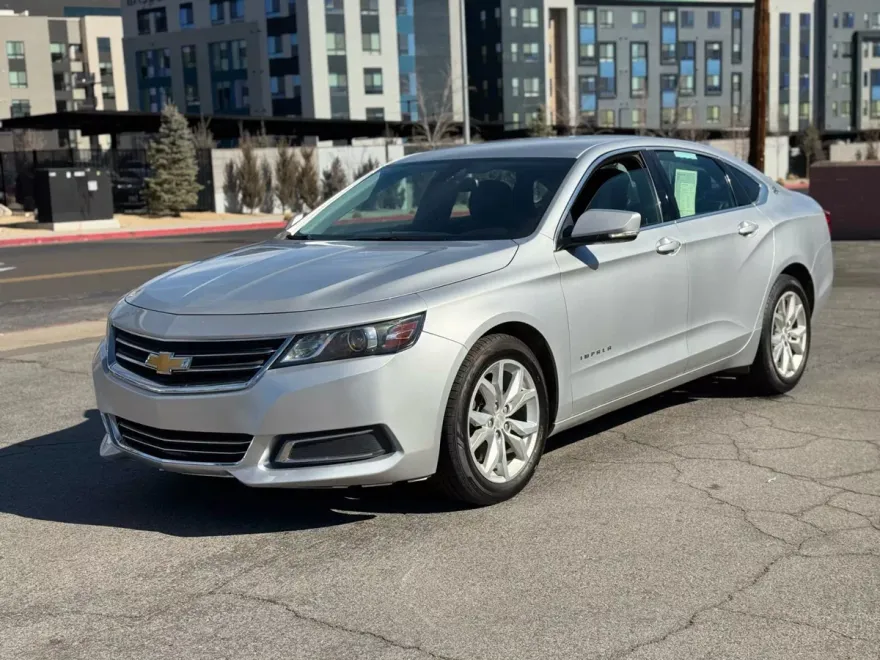2016 Chevrolet Impala 2LT photo 1