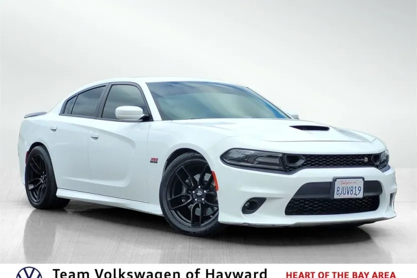 2019 Dodge Charger R/T Scat Pack photo 1